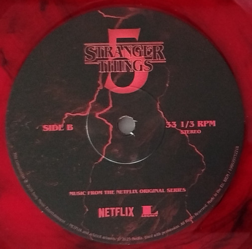 Виниловая пластинка VARIOUS ARTISTS "Stranger Things 5 (Soundtrack From The Netfix Series)" (RED OST LP) 