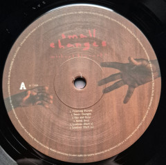 MICHAEL KIWANUKA "Small Changes" (LP)